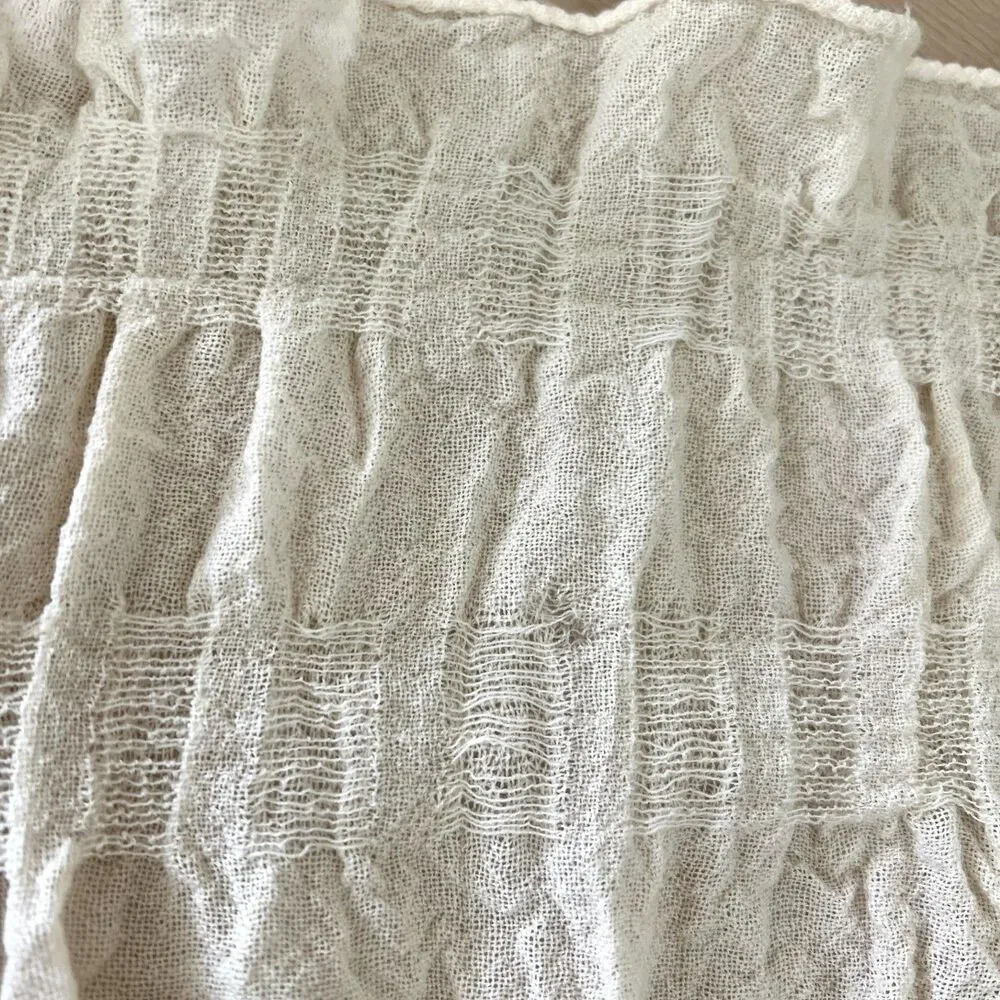 Claudia Nichole Cream Ruched Ruffle Wool Cashmere Lycra Langenlook Neck Scarf